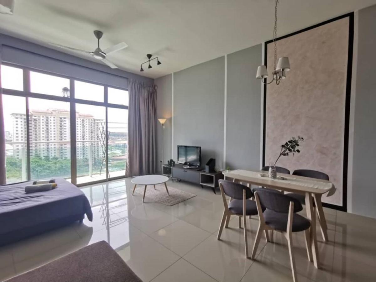11-Modern Homestay Palazio Lake View Mount Austin Palazio Near Aeon Themepark Toppen Ikea ยะโฮร์บาห์รู ภายนอก รูปภาพ