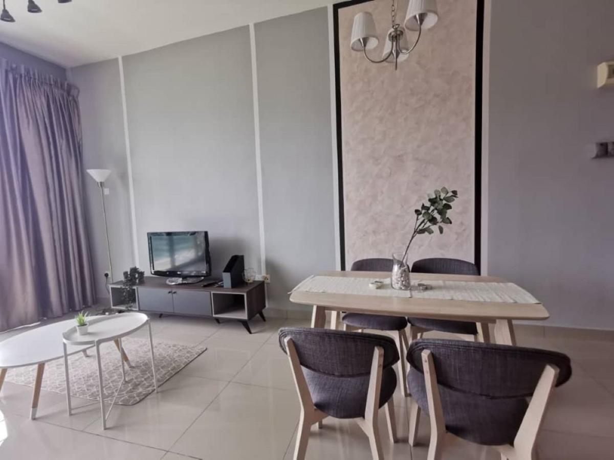 11-Modern Homestay Palazio Lake View Mount Austin Palazio Near Aeon Themepark Toppen Ikea ยะโฮร์บาห์รู ภายนอก รูปภาพ